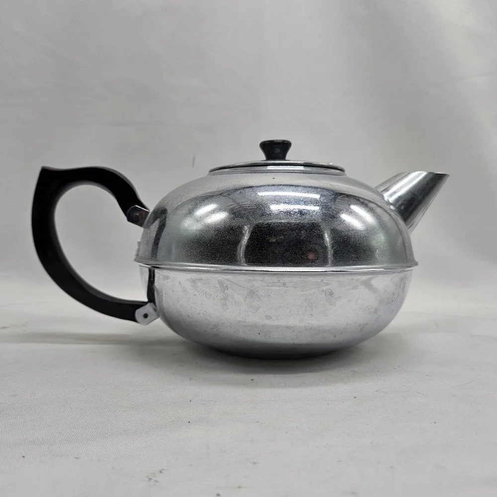 Britdis Chrome 6- cup Tea‎ Pot New Zealand....